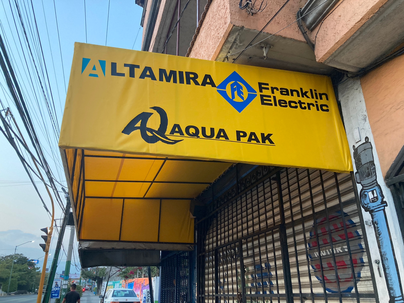 Caja de luz para fachada — 6