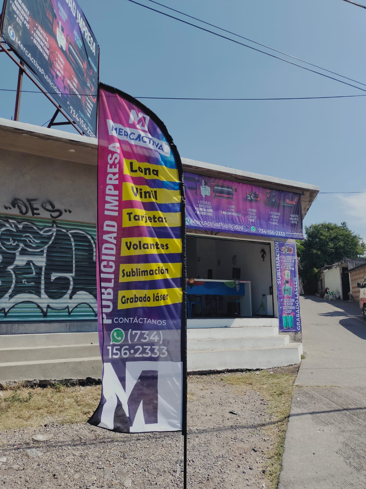 Banner y lona pequeña — 12