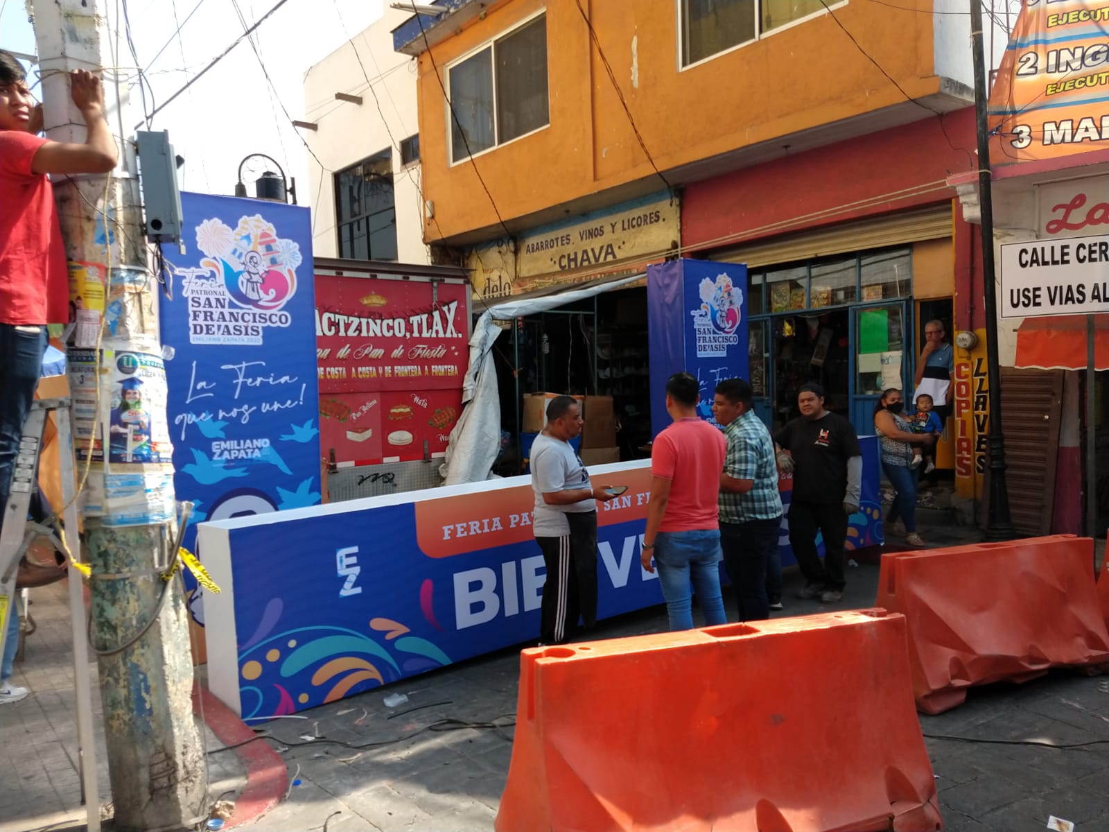 Colocación de lona y banner — 6