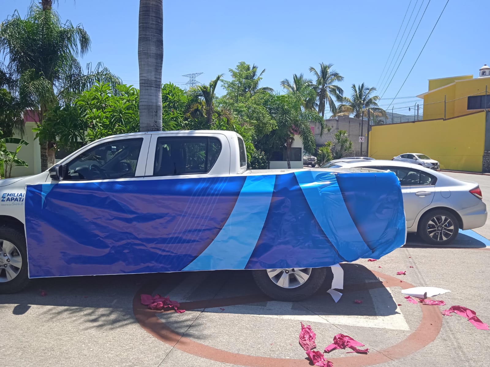 Pickup y auto rotulado — 1