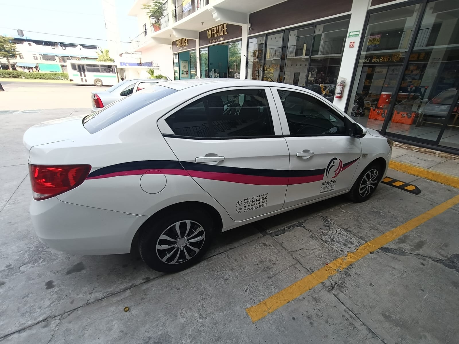 Pickup y auto rotulado — 7