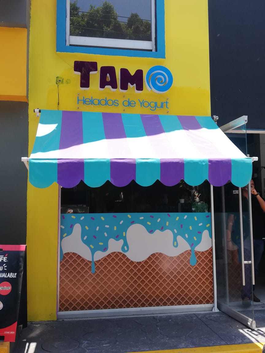Toldo fijo para negocio — 2
