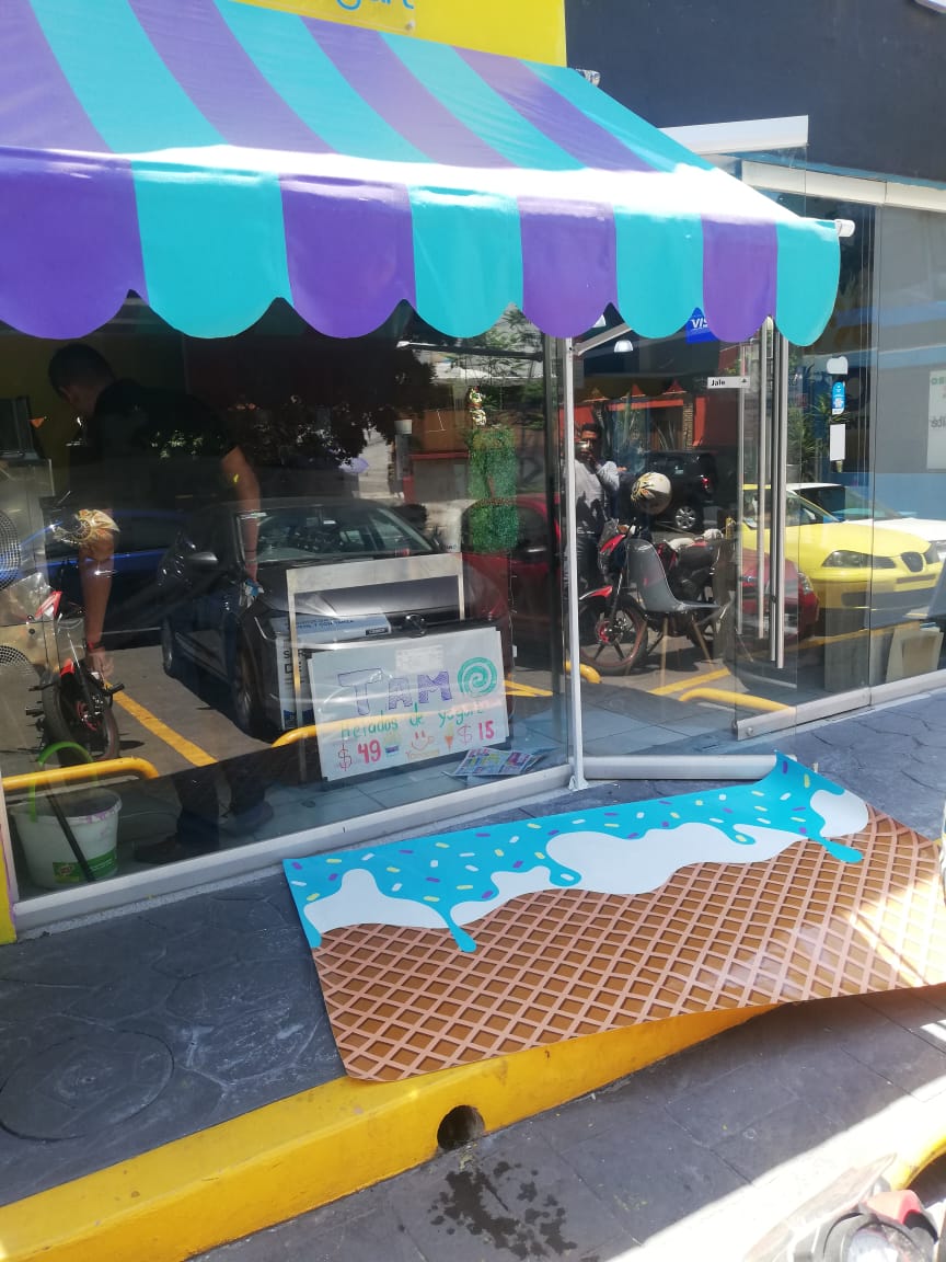 Toldo fijo para negocio — 3