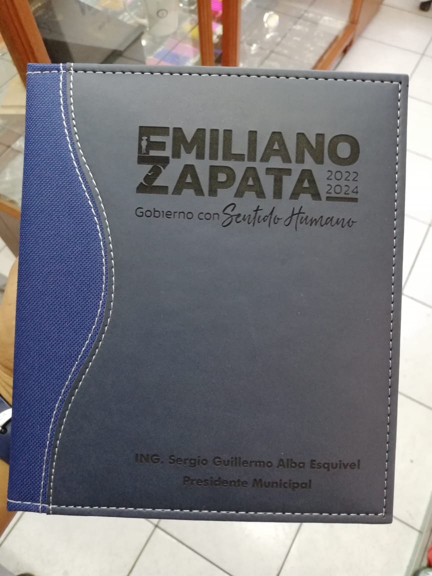 Agenda y libreta — 4