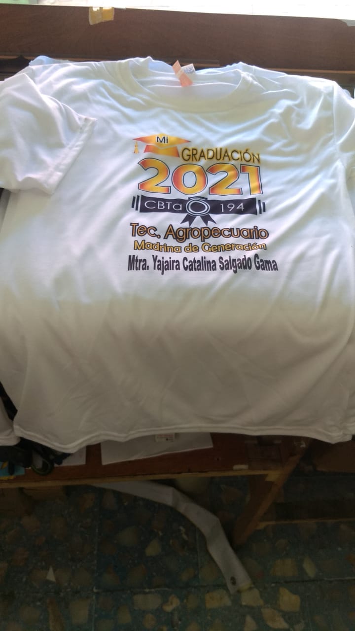 Playera y polo personalizado — 1