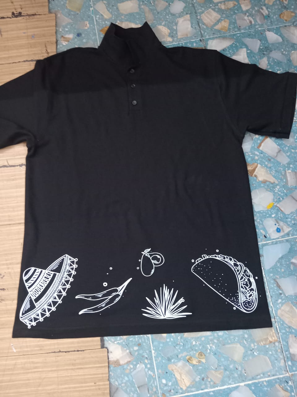 Playera y polo personalizado — 4