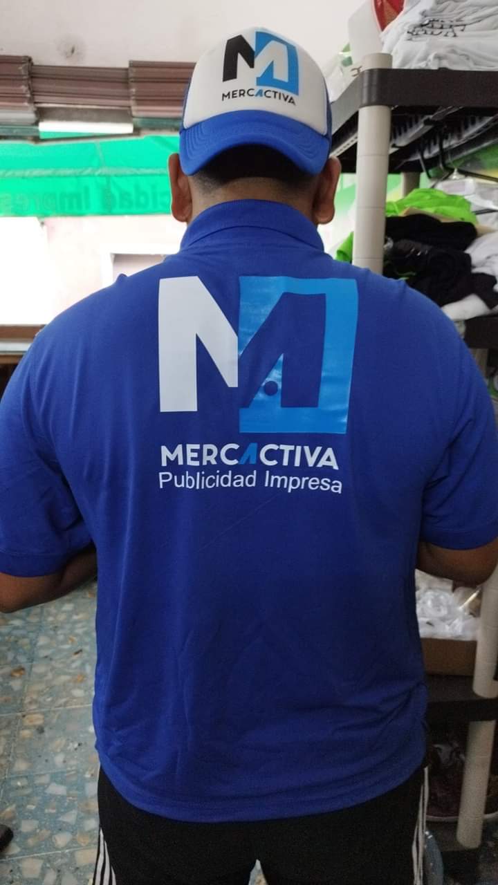 Playera y polo personalizado — 10