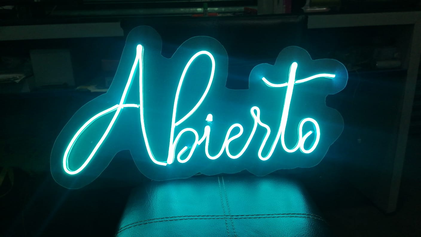 Anuncio luminoso y letras 3D — trabajo 14