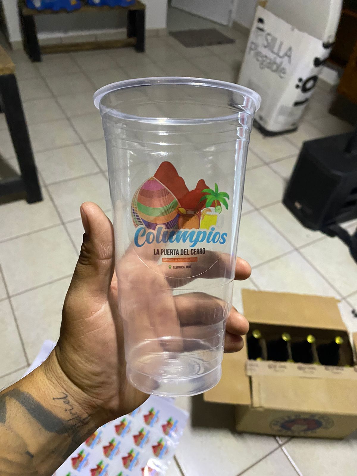 Souvenirs y artículos promocionales — trabajo 1